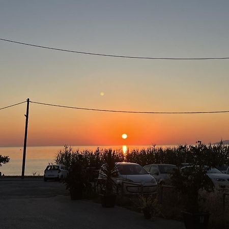 Idolio Suite Hersonissos  Ngoại thất bức ảnh